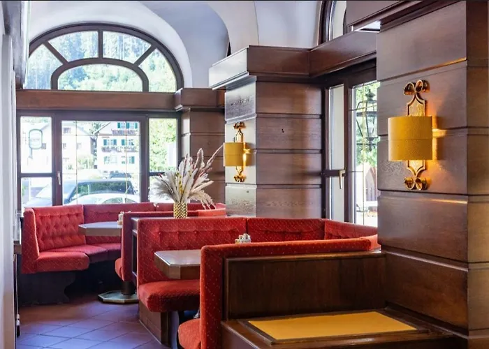 Cafe Zentral, Mit Fruehstueck Nocleg ze śniadaniem 3*