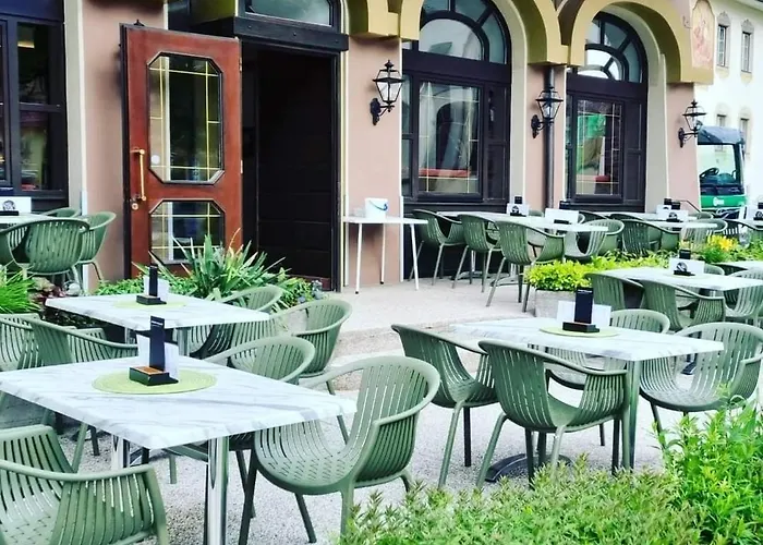 Cafe Zentral, Mit Fruehstueck Nocleg ze śniadaniem Kotschach-Mauthen